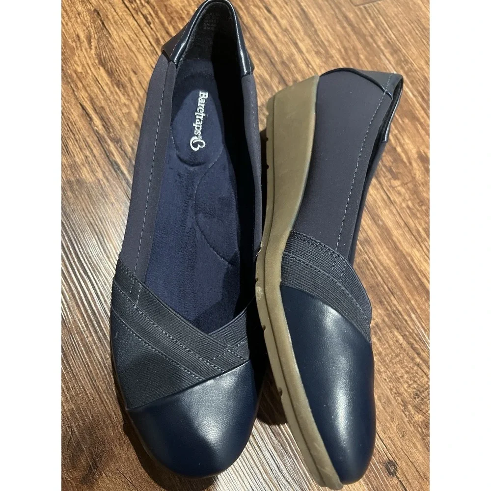 BareTraps Malia Women's Slip On Wedge Shoes Size 10 M  EUC Dark Blue